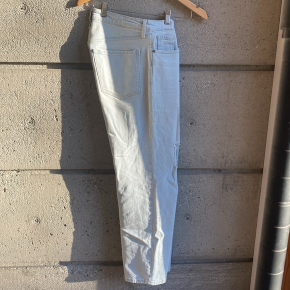 ON High waisted OG Loose Ripped Jeans - Picture 6 of 10